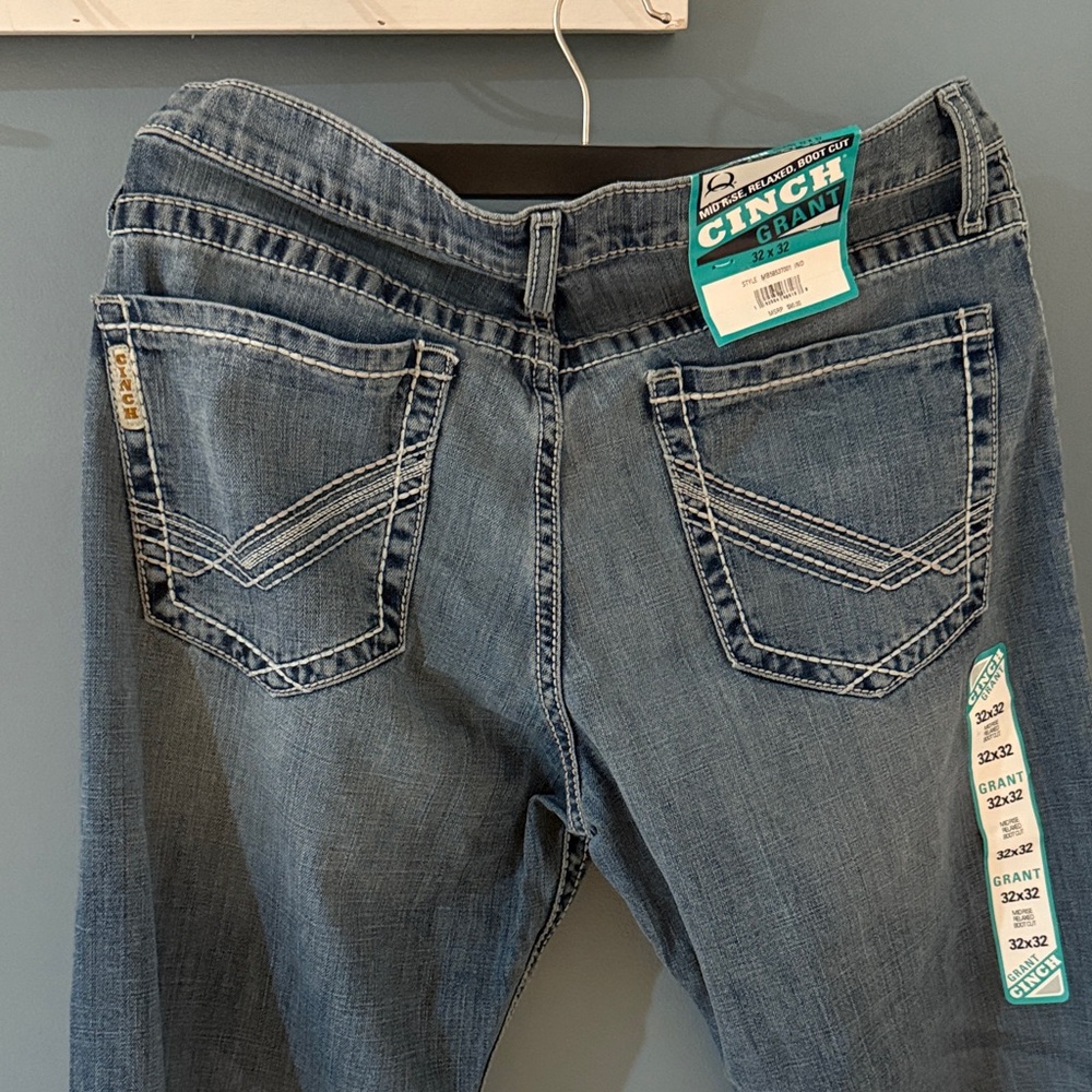 Cinch Blue Boot Cut Jeans with Classic Denim Style